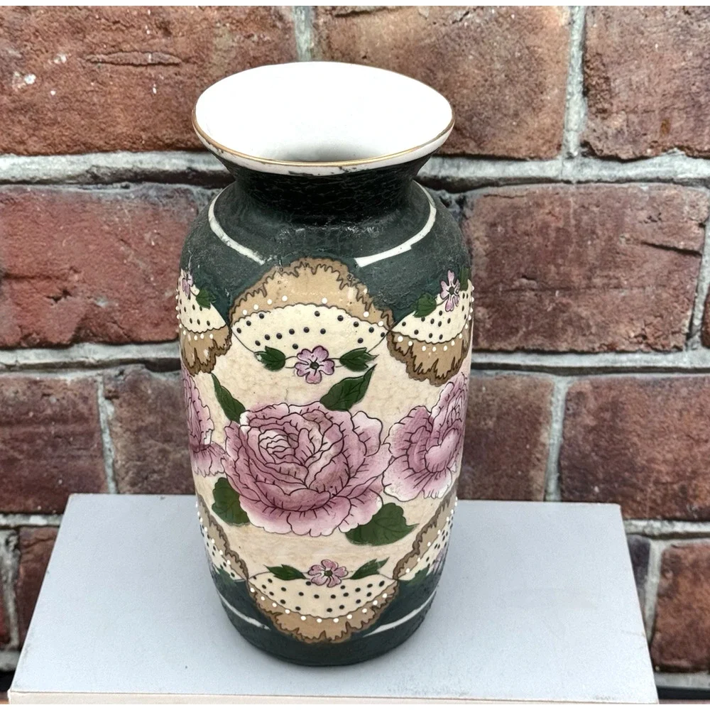 Vintage 8” Textured Hand-Painted Ceramic Porcelain Chinese‎ Floral Vase Green